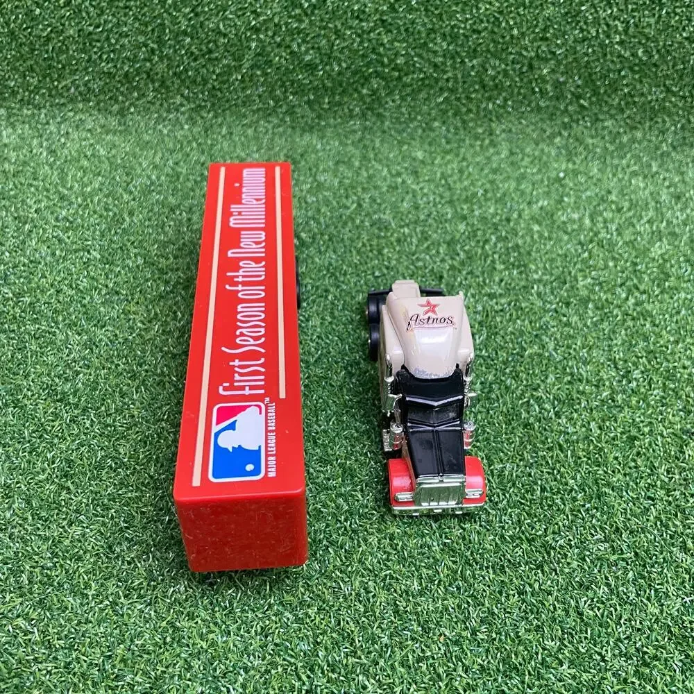 MLB add piece